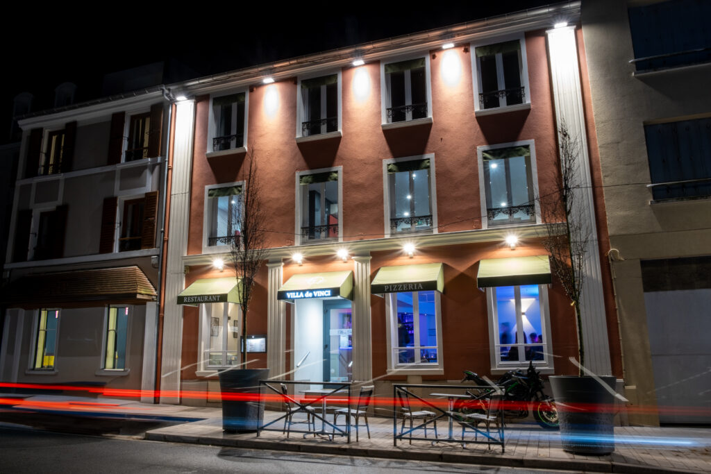 Bienvenue à la Villa de Vinci, restaurant italien à Montgeron, où l’authenticité rencontre l’élégance.